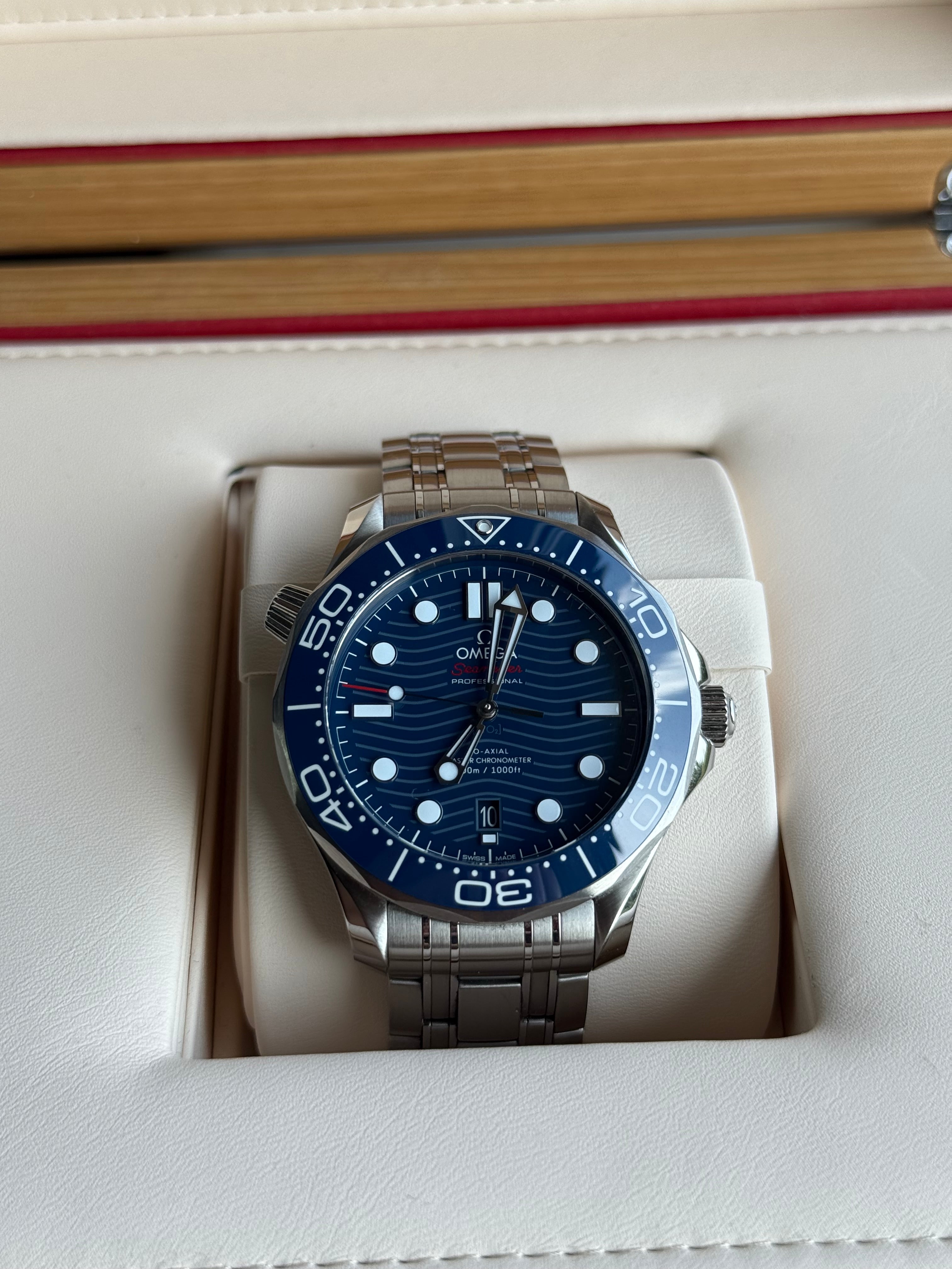 Omega Seamaster 300m 42mm - Blue 2025