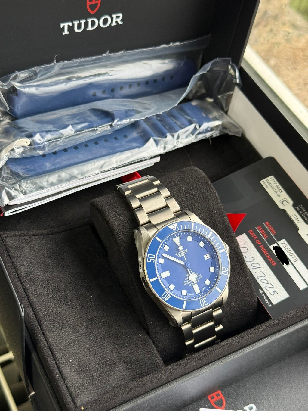 Tudor Pelagos 42mm - Blue (With extra strap) 2025
