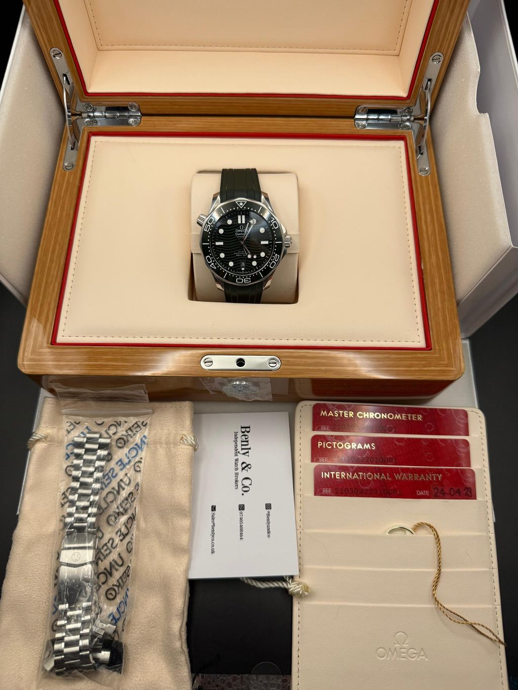 Omega Seamaster 300m 42mm - ‘Seaweed’ 2023