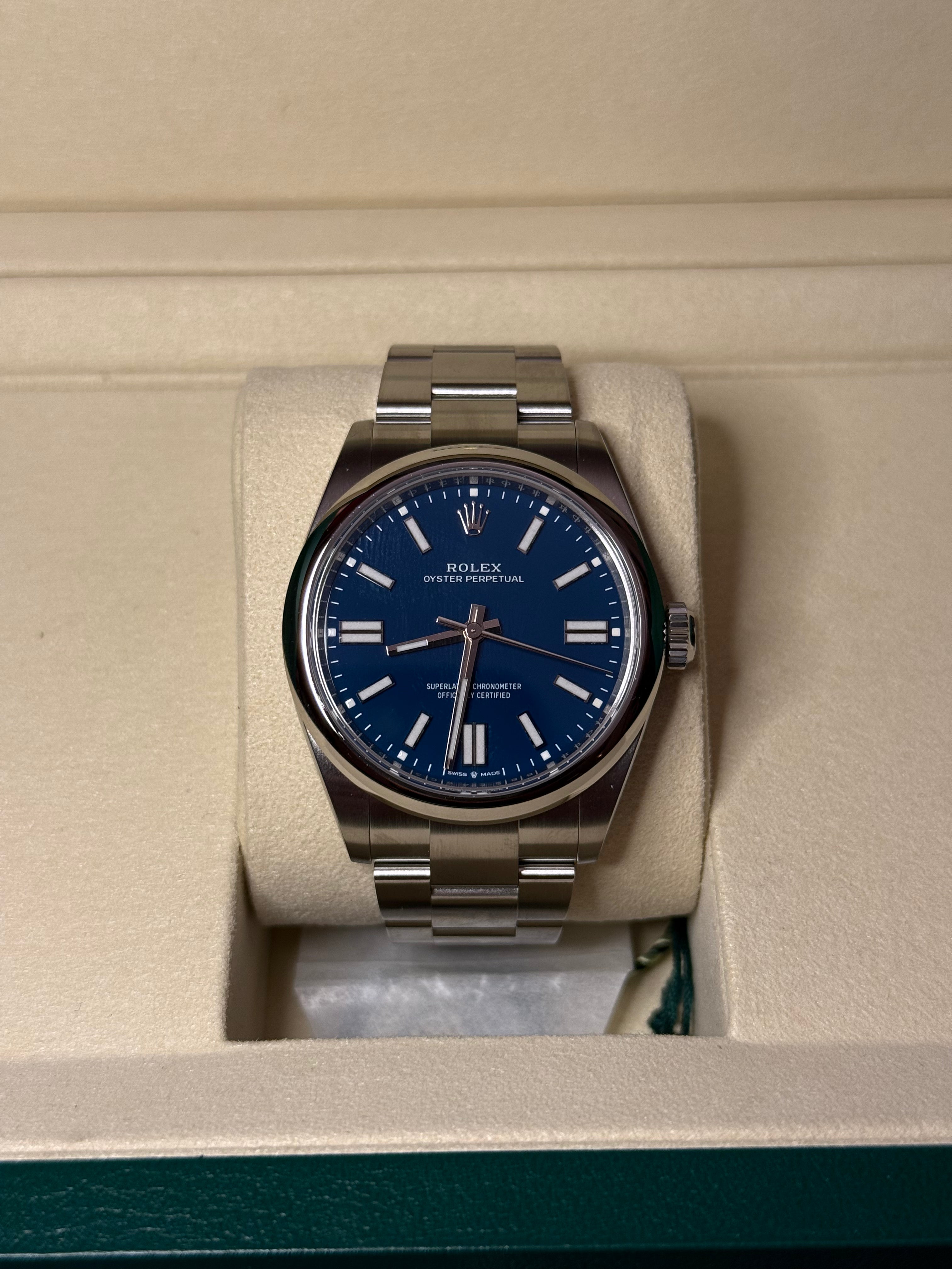 Rolex Oyster Perpetual 41 - Med Blue 2025